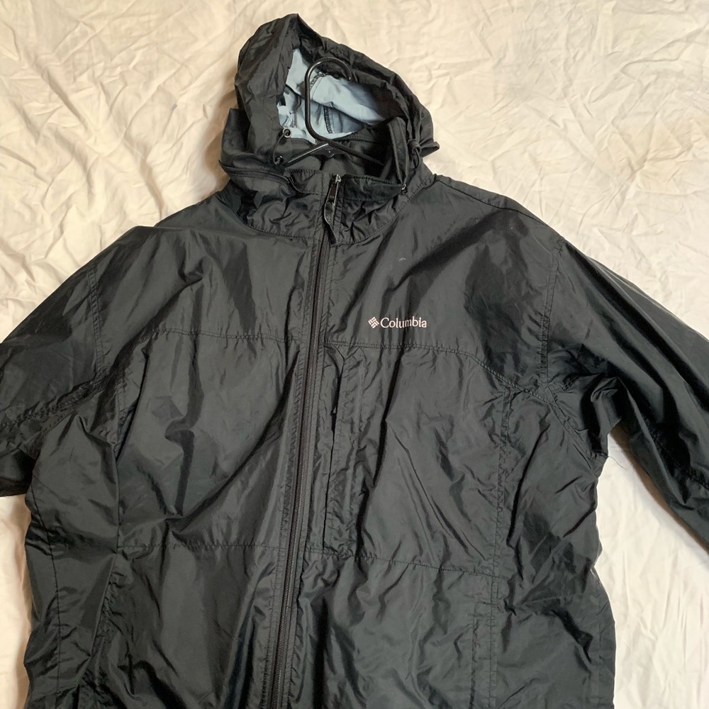 Columbia windbreaker